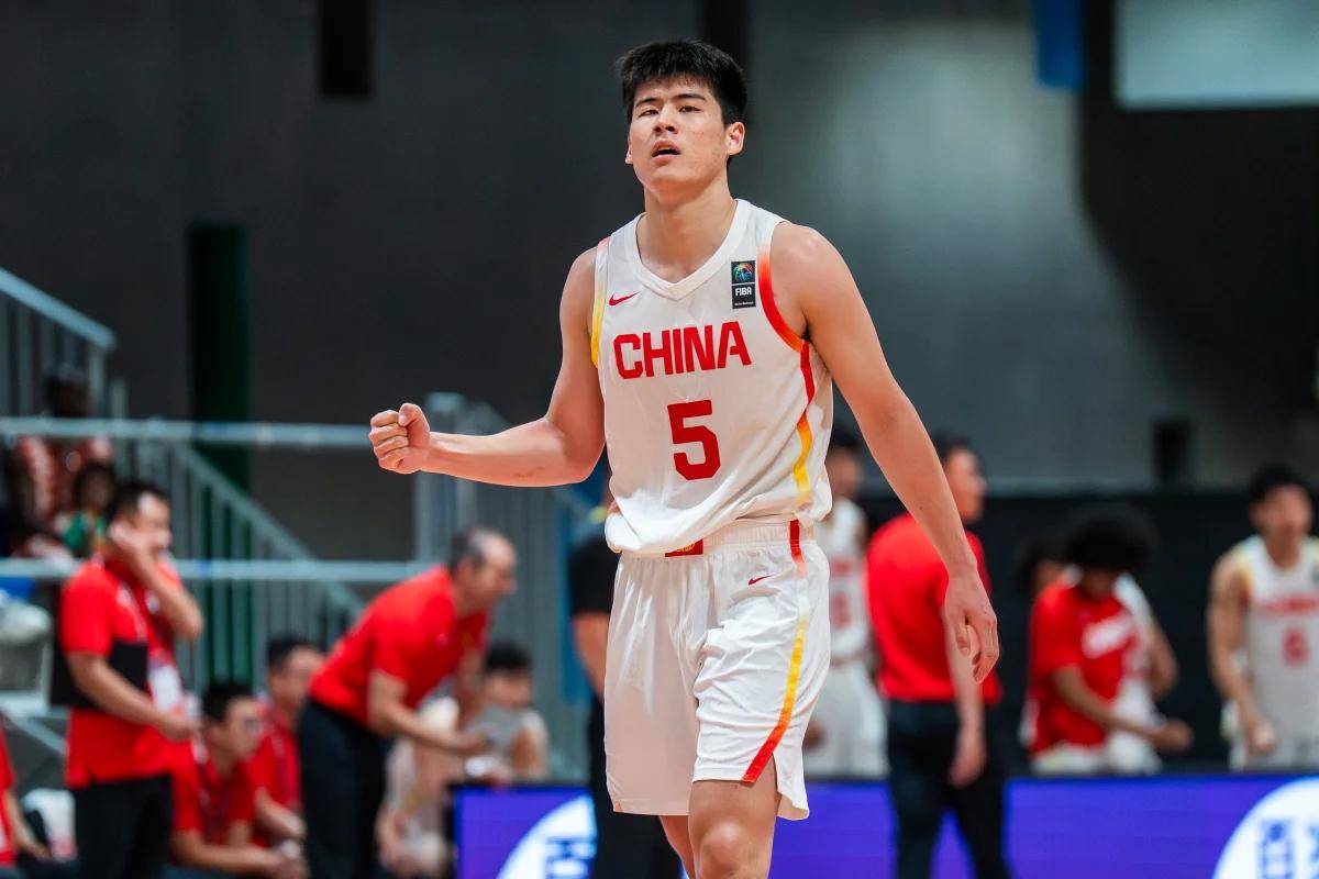 U19男籃球世界杯- 陳·齊（Chen Jiazheng）得分25分 中國(guó)贏得了喀麥隆 排名第13位