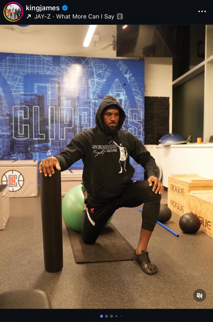 跳過：詹姆斯懇求快船對湖人的虛張聲勢 珍妮只會嘲笑它